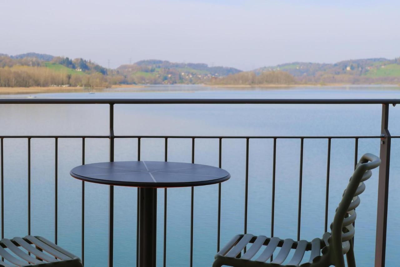 La Villa Du Lac 에그벨레트-르-락 외부 사진